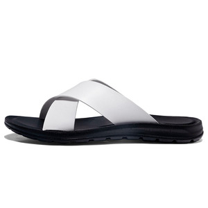 Sandales tendance pour hommes, tongs <span class=keywords><strong>d</strong></span>'été pour la <span class=keywords><strong>plage</strong></span>, grande taille EU 46, sandales plates <span class=keywords><strong>d</strong></span>écontractées à la mode, respirantes, légères, chaussures de piscine <span class=keywords><strong>d</strong></span>'extérieur - Product Image 4