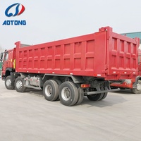 Camion benne Weichai Fast 8x4, 12 pneus, capacité 40m³, norme Euro 2, diesel, neuf, avec benne basculante à gauche