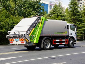 Camion de ramassage des déchets Dongfeng 4X2 6/10m³ de qualité supérieure pour l'élimination des déchets industriels et les projets environnementaux - Product Image 6