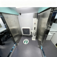 Véhicule de salle d'opération Howo 6x6 Diesel à transmission manuelle avec unité chirurgicale mobile et personnalisation