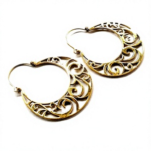 Simple Design Brass Hoop Earring Gold Color Hoop Brass Jewelry for <b>Younger</b> Girls - Product Image 2