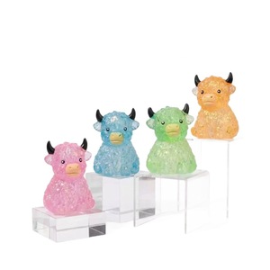 Juguetes antiestrés de moda: Squishy de vaca de las Tierras Altas, Squishy de comida arcoíris grande, Squishy sorpresa de sonrisa con purpurina, Squishies de comida arcoíris grandes - Product Image 1