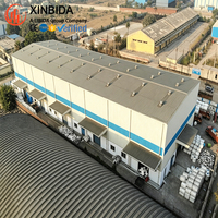 Entrepôt préfabriqué en structure acier anti-sismique personnalisable, bâtiment robuste pour la fabrication et le stockage de matières premières