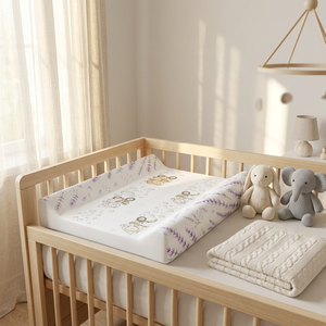 Felcon HY-8050 Excellent Tapis de Repos Spacieux pour Bébé, Coussin en Mousse Épaisse, Surface en PVC Imperméable, Pratique pour les Couches de Bébé - Product Image 6