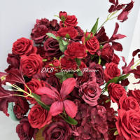 Chemin de table en fleurs artificielles en soie de haute qualité, rouge bordeaux, feuilles vertes, pour centre de table de mariage