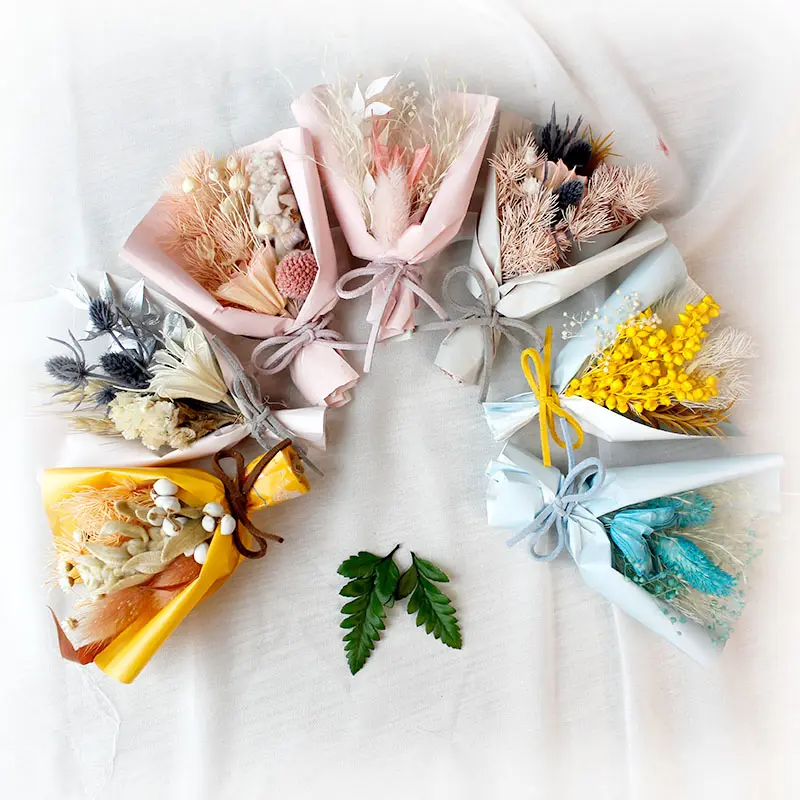 Captivating Dried Floral Bouquets by Soft Dream: Perfect Gifts for Special Occasions