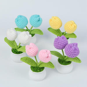 Nieuwste Delicate Multi-Color 2-Head Gehaakte Tulp Potplant Met Witte Bloempot Groothandel Wollen Gebreide Bloem Ornament - Product Image 6