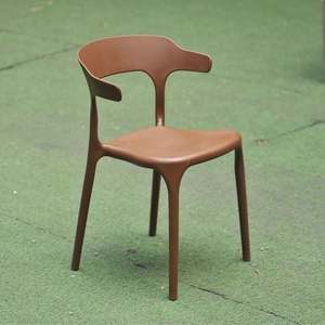Silla de Comedor Moderna Apilable TM11 con Respaldo en Forma de T |   Silla de Café Minimalista de Polipropileno para Restaurante Bistro de Lujo - Product Image 4