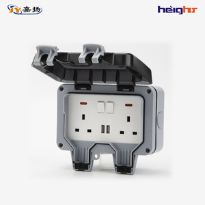 ปลั๊กไฟกันน้ำกลางแจ้งแบบสูง 13A มาตรฐานอังกฤษแบบคู่ พร้อมพอร์ต USB วัสดุ ABS ระดับ IP66 - Product Image 1