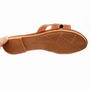 Sandales et pantoufles d'été décontractées pour femmes, de haute qualité, élégantes et durables, avec propriétés antidérapantes, vente en gros - Product Image 6