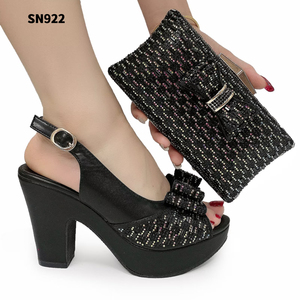 Vente en gros de chaussures italiennes de mariage, ensemble de sacs assortis, chaussures à talons épais de haute qualité, sandales à talons hauts avec pierre verte - Product Image 2