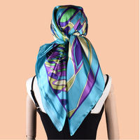 Foulard en satin à mailles avec fleurs rayées pour le soin des cheveux la nuit, bonnet de nuit pour le coiffage