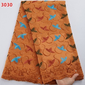 3030 gros 100% coton africain dentelle tissu 2021 haute qualité dubaï dentelle brodée nigérian <span class=keywords><strong>suisse</strong></span> Voile dentelle en <span class=keywords><strong>suisse</strong></span> - Product Image 3