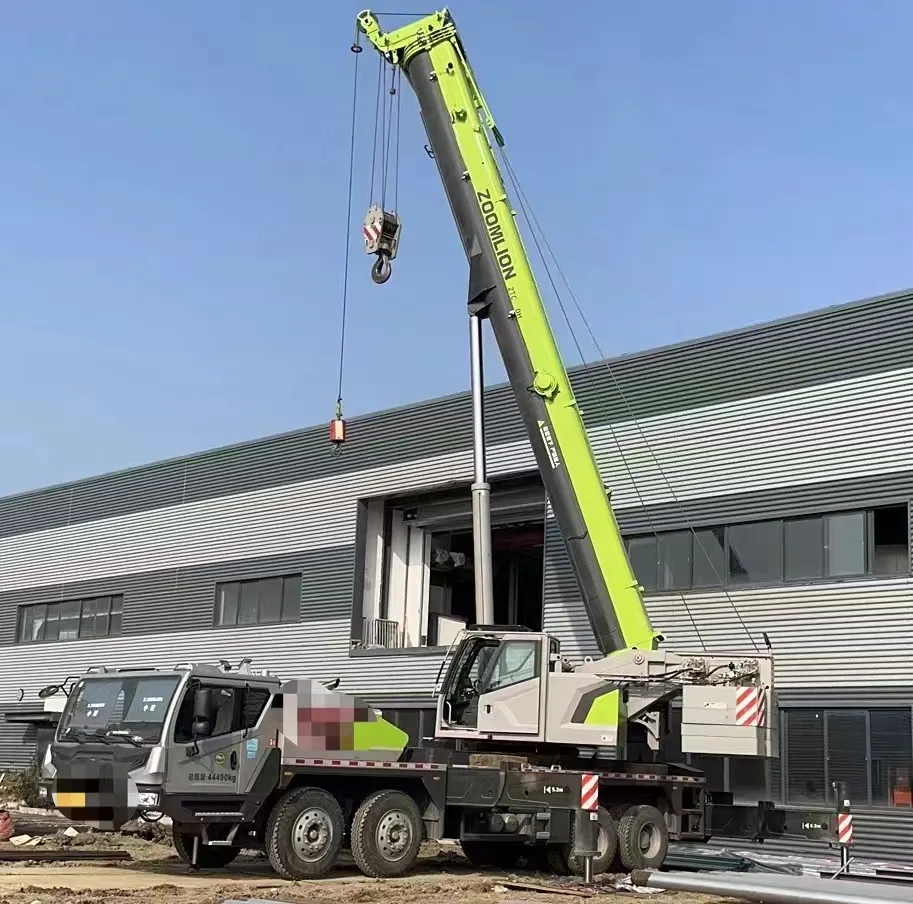 Chinese Brand 55ton Crane High Quality Lifting Equipment ZTC550H Used Mobile Truck Crane For Sale