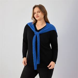 Chal/Bufanda/Capa 3 en 1 Versátil de Punto Calado Vintage de Lujo, Ajustable, con Diseño Floral, para Otoño/Primavera 2026 - Product Image 2