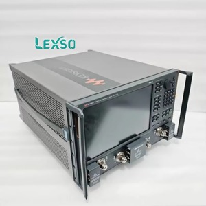 Analyseur de réseau micro-ondes Keysight N5242b Pna-x 4 ports 10 MHz à 26,5 GHz d'occasion Lexso - Product Image 2