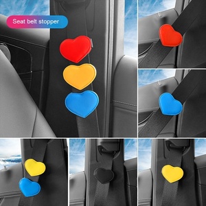 Limitador <span class=keywords><strong>de</strong></span> cinturón <span class=keywords><strong>de</strong></span> seguridad <span class=keywords><strong>de</strong></span> coche cuero mujeres embarazadas ajustador <span class=keywords><strong>de</strong></span> posicionamiento elástico antideslizante hebilla <span class=keywords><strong>de</strong></span> ajuste fijo antitensión - Product Image 4