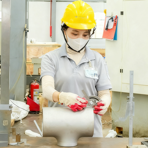 ข้อต่อท่อสแตนเลสแบบไร้รอยต่อ ASME B16 9 รุ่น WP304 304L ผลิตในเวียดนาม แบบเชื่อมชน สำหรับงานอุตสาหกรรม - Product Image 5