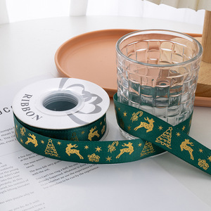Rollos de cinta decorativa temática navideña con estampado dorado de 2,5 cm para envolver regalos y manualidades - Product Image 5