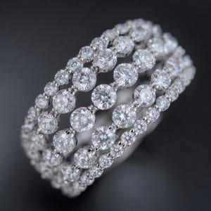 Anello dal Design Multistrato Classico da Donna - Product Image 5
