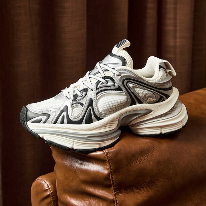 Popular Design Retro Chunky Sneaker Man Silver Walking Shoe Designer Fashion Casual Shoes