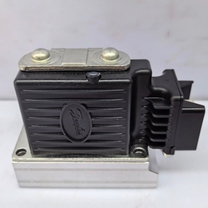 Module de commande électronique PVEO32(S7) 11166743 remplace le solénoïde 157B4228 en stock - Product Image 2