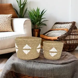 Hight Quality Cheap Natural Round Cattail Grass Woven Craft Basket Handmade Straw Woven Storage Box Basket Set For Home Storage
