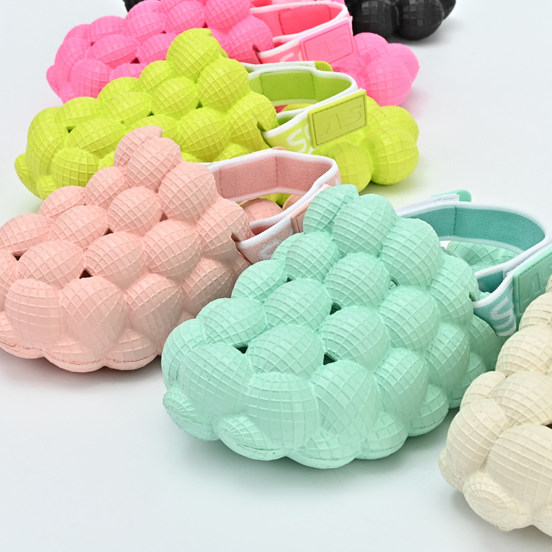 2023 Fashion Design PVC Slippers Beach Sandals Kids Slippers Cartoon Personalized Sandals