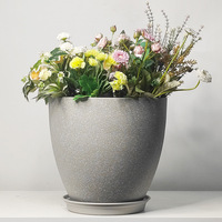 Pot de fleurs décoratif sur pied en résine épaisse, imitation céramique givrée, robuste, durable, design minimaliste