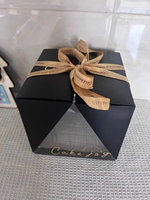 Boîte cadeau personnalisée avec tiroir, en matériaux recyclés, papier de qualité alimentaire, logo personnalisé, fermeture magnétique, ruban, gaufrage, fabrication artisanale