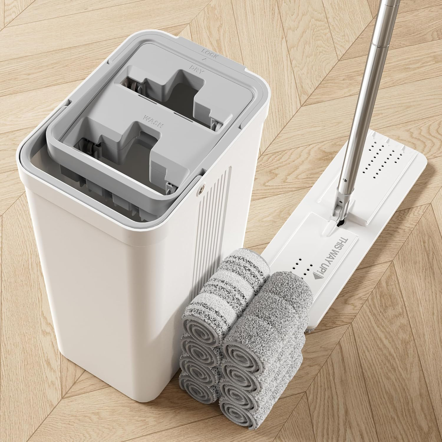 Secchio Bianco + Mop Piatto da 60" + 8 Panni