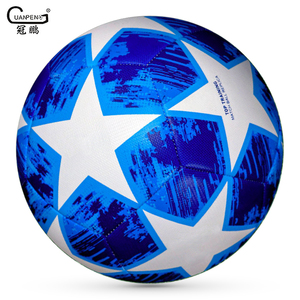 Logo personnalisé en usine à bon <span class=keywords><strong>prix</strong></span> <span class=keywords><strong>ballon</strong></span> de football <span class=keywords><strong>officiel</strong></span> taille 5 pour jeu de ballons de football OEM de club - Product Image 2