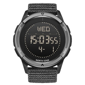 Reloj Deportivo Digital Personalizado para Exteriores, <span class=keywords><strong>Cronómetro</strong></span>, Alarma, Podómetro, Metrónomo, Brújula, Resistente al Agua 5 BAR, de Carbono, para Adultos - Product Image 1