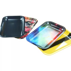 Ensemble de plateaux roulants personnalisés en métal avec couvercle, fonction magnétique, motifs anime et girly, parfait pour les boutiques de fumeurs - Product Image 1