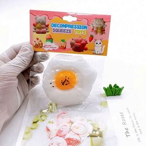 Juguete Antiestrés de Huevo Frito Hecho a Mano, Suave y Elástico, Tipo Mochi, con Forma de Comida, para Aliviar el Estrés - Product Image 5