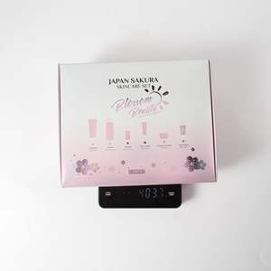 Venta caliente Sakura Series Custom <span class=keywords><strong>Japan</strong></span> 6PCs Productos para el cuidado de la piel facial Crema facial Suero Limpiador Protector solar Sakura Skincare Set - Product Image 5