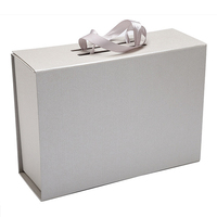 Boîte cadeau en carton rigide de luxe pliable grise en gros avec fermeture magnétique, finition mate et recyclable