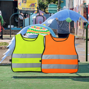 เสื้อกั๊กสะท้อนแสงสำหรับเด็กคุณภาพดี มาตรฐาน ANSI Class 2 มองเห็นได้ชัดเจน  โลโก้สั่งทำได้ ผลิตจากโพลีเอสเตอร์ สำหรับปั่นจักรยาน วิ่ง FIXFOX - Product Image 3