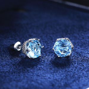 Orecchini a Perno con Cristalli Blu per Donne, Eleganti Accessori per Ufficio e Uso Quotidiano - Product Image 1