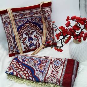 Alfombra de Oración YASEEN Estilo Viaje, Chenilla Floral de Pelo Corto, 70x110cm con Bolsa de Transporte a Juego - Product Image 1