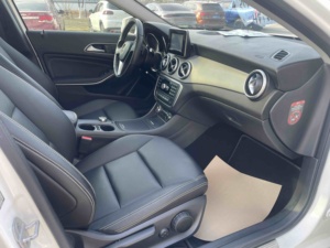 Venta al Por Mayor de Autos Usados <span class=keywords><strong>Mercedes</strong></span> Benz Clase <span class=keywords><strong>GLA</strong></span> 2015 <span class=keywords><strong>GLA</strong></span> <span class=keywords><strong>200</strong></span> Dynamic Edition, Inventario de Concesionario, SUV para Exportación, Autos de <span class=keywords><strong>Segunda</strong></span> <span class=keywords><strong>Mano</strong></span> - Product Image 6