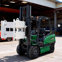 Chariot élévateur électrique 3 tonnes avec batterie lithium, déplaceur latéral, moteur AC sans balais, contrepoids pour entrepôt logistique OEM