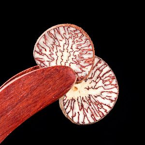 للبيع بالجملة مكسرات بيتل طبيعية مكسرات خام مجففة مكسرات مقسمة شرائح للبيع - Product Image 2