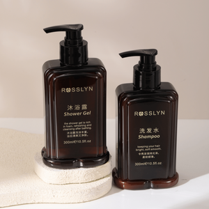 Kit de produits de toilette pour hôtel à la fragrance de rose, gel douche parfumé blanchissant, shampoing et revitalisant nourrissant antipelliculaire - Product Image 2