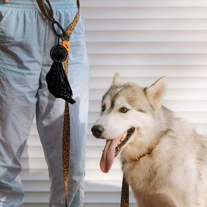Hot Selling High Quality Eco-Friendly Custom Logo Portable PVC Dog Poop Bag <b>Clip</b> Carrier Holder Dispenser <b>Hook</b> Buckle - Product Image 2