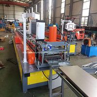 Machine de formage d'étagères de stockage galvanisées Machine de formage d'étagères de stockage en acier inoxydable