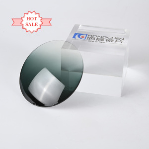 HONGCHEN Haute qualité RX Personnalisé 1.56 FreeForm Lentilles optiques de prescription de couleur verte dégradée teintées progressives - Product Image 1