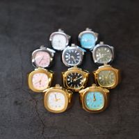 En gros, Montre-bague plaquée or, montre minimaliste, cadran simple, mini montre-bague carrée argentée