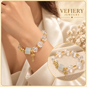 Pulsera de Cuarzo Transparente Tallada a Mano con Cuentas de Melón y Acento de Jade Hetian para Mujer, Joyería Personalizada al por Mayor - Product Image 2