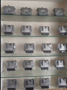 電子制御ユニットECMエンジンコンピュータボード0281039112 <span class=keywords><strong>ECU</strong></span>建設機械部品 - Product Image 3